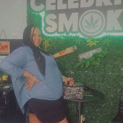 Celebrity Smoke 