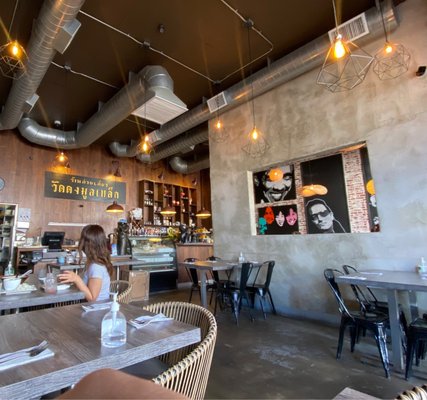 Watdongmoonlek Noodle by null