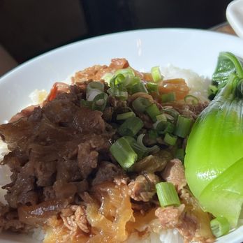 Uncle Panda Dumpling & Noodle House - Guidon beef and rice - Noodles Near Me - Glendale, Arizona