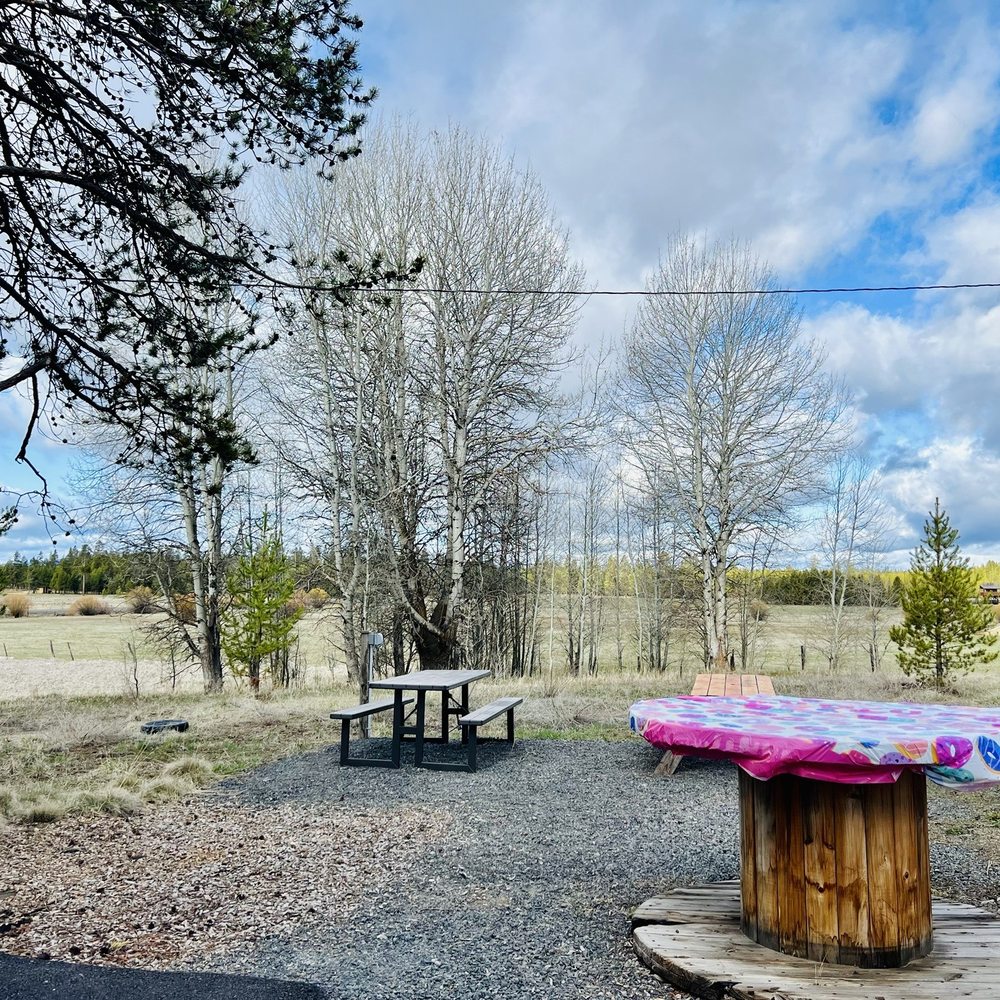 Rise N Shine Breakfast And Brunch - Enjoy the view while eating - Breakfast & Brunch Near Me - La Pine, Oregon