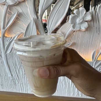 Cafe Mogoo - Einspanner - Coffee & Tea Near Me - Los Angeles, California Cafe Mogoo - Einspanner - Coffee & Tea Near Me - Los Angeles, California