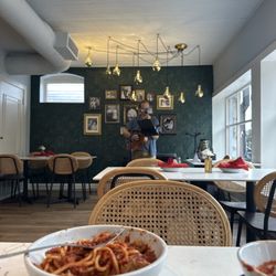 Juliet Social  - Live music!