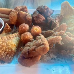 Agridulce Bar & Grill - Half surtido