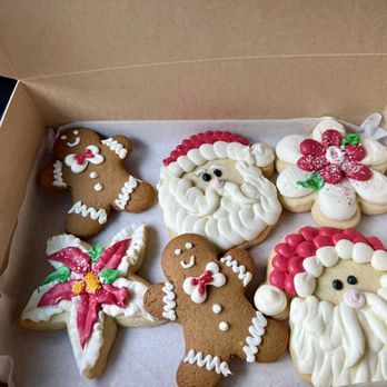 Scones & Doilies - Bakeries Near Me - Lafayette, Indiana