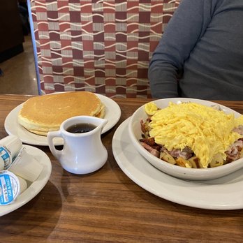 Brunch Cafe-Niles - Meat and Potato - Breakfast & Brunch Near Me - Niles, Illinois