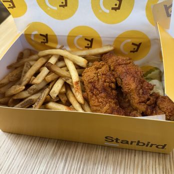 Starbird Chicken - Nashville tendy box - Salad Near Me - San Francisco, California Starbird Chicken - Nashville tendy box - Salad Near Me - San Francisco, California