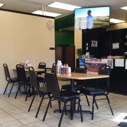 Mama Mai's Noodle Cafe - Clean and fresh!