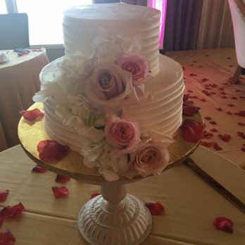 Skiff's Cakes - Bakeries Near Me - Simi Valley, California Skiff's Cakes - Bakeries Near Me - Simi Valley, California