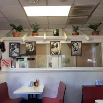 Tacos Don Francisco - Inside was clean and had some decor. Lots of seating. - Mexican Near Me - Tulsa, Oklahoma Tacos Don Francisco - Inside was clean and had some decor. Lots of seating. - Mexican Near Me - Tulsa, Oklahoma