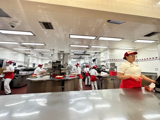 In-N-Out Burger by null