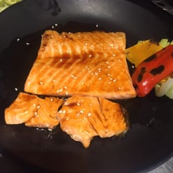 Thousand Cranes Shabu-Shabu - Teriyaki salmon