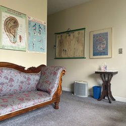 AAHOM Acupuncture