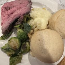 Wiggins Tavern at Hotel Northampton - Prime rib, garlic mashed potatoes and crispy brussel sprouts