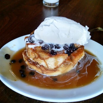 Clover Club - Delicious bread pudding for brunch - Lounges Near Me - Brooklyn, New York