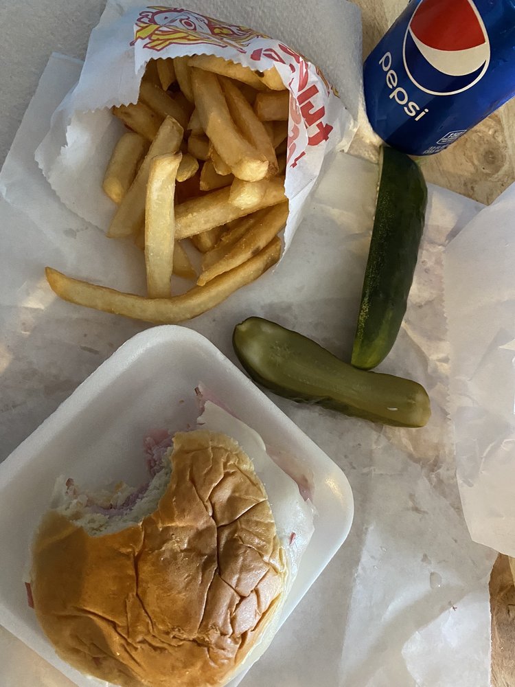 BREAD BASKET DELI Updated August 2024 45 Photos & 62 Reviews 2011