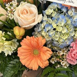 Buds & Blooms at Enumclaw