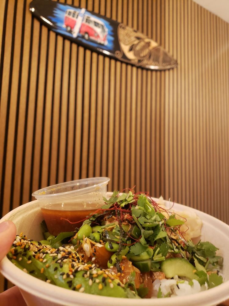 Shaka Shaka Pokebar