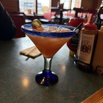 Smokey Bones - Strawberry dream 'rita - Barbeque Near Me - Maumee, Ohio