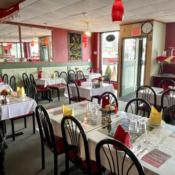 Star Of India - Interior - Indian Near Me - Orange, Connecticut