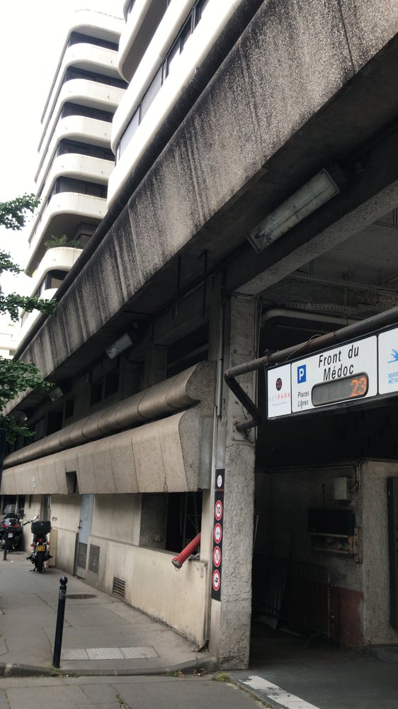 Parking Front du Médoc