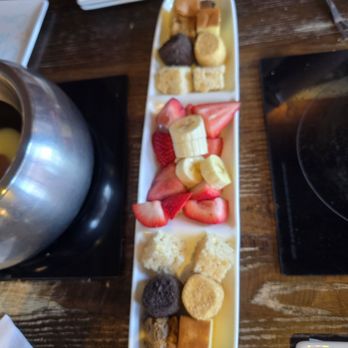 The Melting Pot - The toppings for chocolate fondue - Fondue Near Me - Oklahoma City, Oklahoma The Melting Pot - The toppings for chocolate fondue - Fondue Near Me - Oklahoma City, Oklahoma