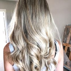 Uplift Beauty Salon