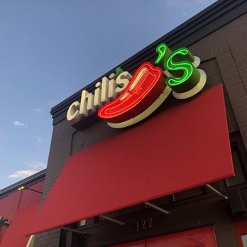 Chili's - Outside of the location - Bars Near Me - Orem, Utah