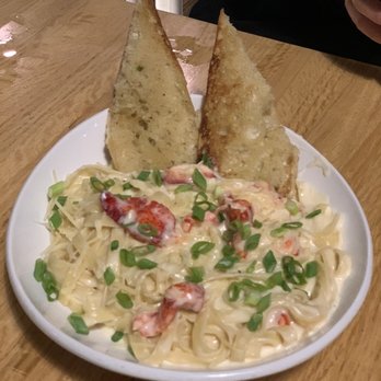Testa's Bar & Grill - Lobster Mac & Cheese - Seafood Near Me - Bar Harbor, Maine Testa's Bar & Grill - Lobster Mac & Cheese - Seafood Near Me - Bar Harbor, Maine