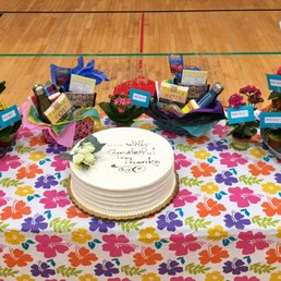 Gorgeous flowering succulents for Longfellow school staff appreciation luncheon/gifts! Gorgeous flowering succulents for Longfellow school staff appreciation luncheon/gifts!