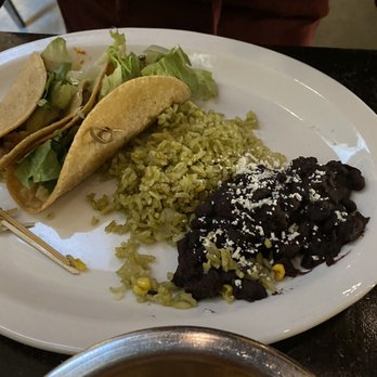 Hugo's Invitados - Smoked Brisket Tacos - Seafood Near Me - Irving, Texas Hugo's Invitados - Smoked Brisket Tacos - Seafood Near Me - Irving, Texas