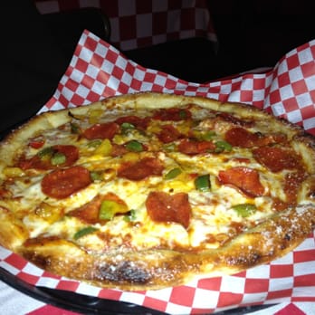 Auntie Pasto's - Late night happy hour special: $5.00 cheese pizza + $.75-1.00 topping additions - Italian Near Me - Honolulu, Hawaii