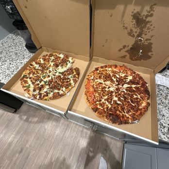 Sella's Calzone & Pizza - Food good - Pizza Near Me - Pullman, Washington Sella's Calzone & Pizza - Food good - Pizza Near Me - Pullman, Washington