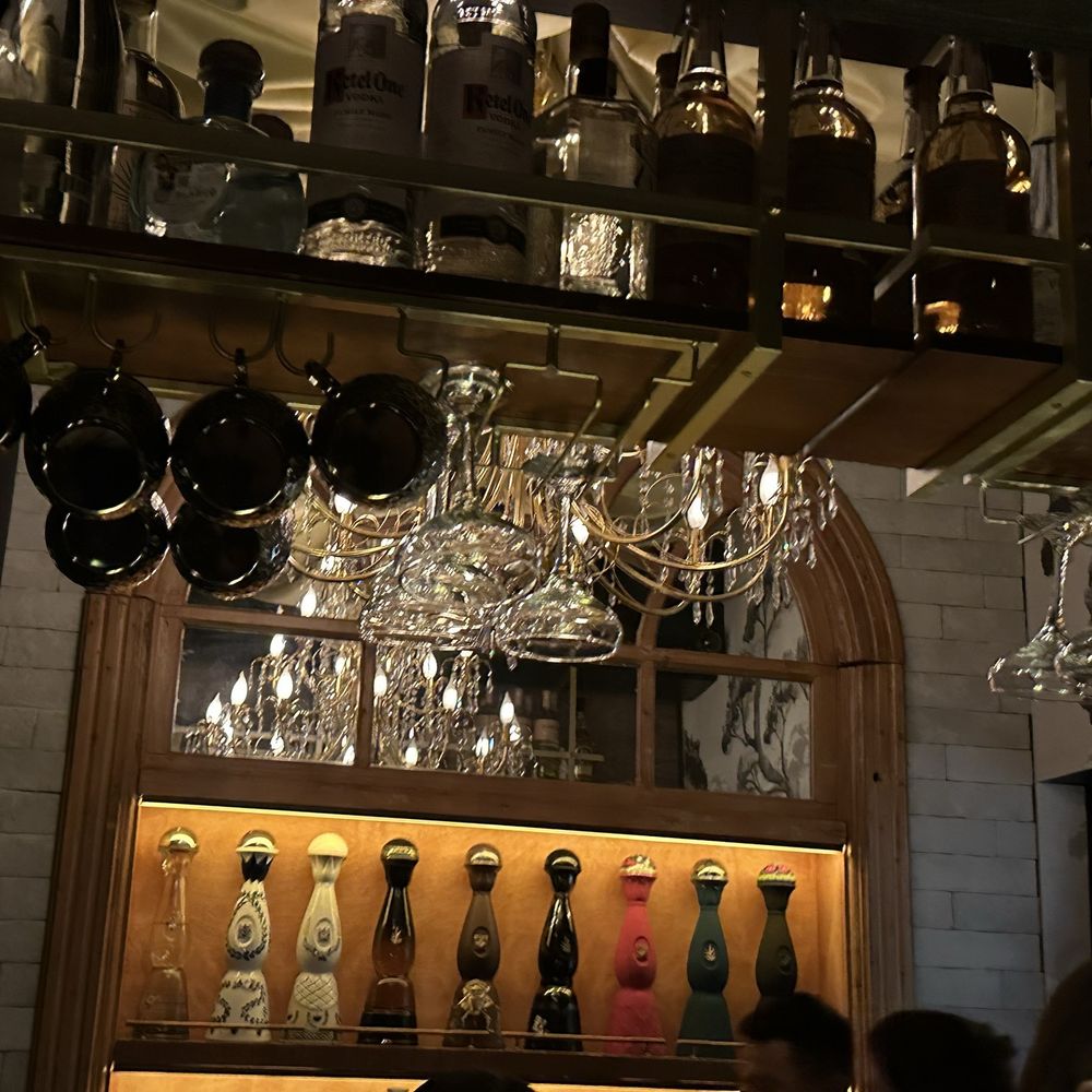 TOP 10 BEST Upscale Cocktail Lounge in Houston, TX - Updated 2025 - Yelp