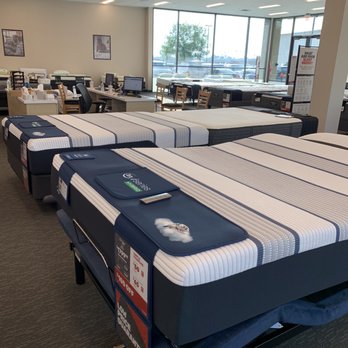 Mattress Firm Burbank 15 Photos 13 Reviews Furniture Stores 801 N San Fernando Blvd Burbank Ca Phone Number Yelp