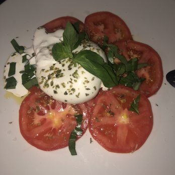 Sir Rocco - Burrata salad - Italian Near Me - Sant Josep de sa Talaia, PM