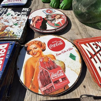 Good Ground Trading - Vintage metal signs - Antiques Near Me - Quartzsite, Arizona