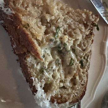 Donna's - Slice of garlic bread - Italian Near Me - Los Angeles, California Donna's - Slice of garlic bread - Italian Near Me - Los Angeles, California