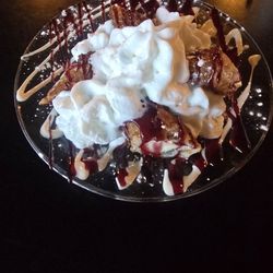 Bad Apple Garage - Fried cheesecake at Bad Apple Garage