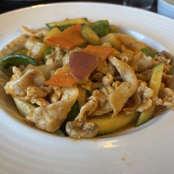 Kabuki - Curry chicken - Japanese Near Me - Wakefield, Rhode Island