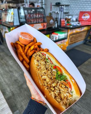 Ara's Shawarma by null