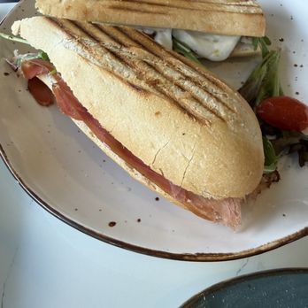 Crema Gourmet  - Prosciutto sandwich - Coffee & Tea Near Me - Pinecrest, Florida