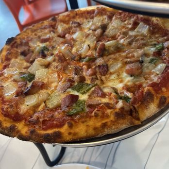 Woodhaven Pizza - Bacon, jalapeño, onion pizza - Pizza Near Me - Summerville, South Carolina Woodhaven Pizza - Bacon, jalapeño, onion pizza - Pizza Near Me - Summerville, South Carolina