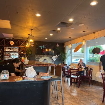 Paradise Burger And Kitchen - Inside is super clean and cute! - Burgers Near Me - Windsor, California Paradise Burger And Kitchen - Inside is super clean and cute! - Burgers Near Me - Windsor, California