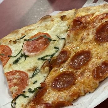 Bronx Pizza - Pepperoni, Tomato Garlic Basil - Pizza Near Me - San Diego, California Bronx Pizza - Pepperoni, Tomato Garlic Basil - Pizza Near Me - San Diego, California