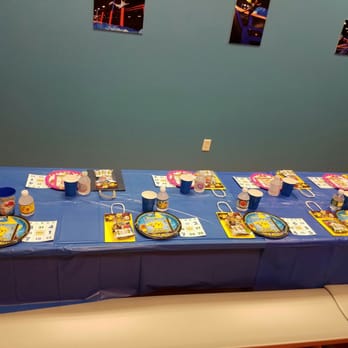 Sky Zone Trampoline Park - Trampoline Parks Near Me - Deer Park, New York Sky Zone Trampoline Park - Trampoline Parks Near Me - Deer Park, New York