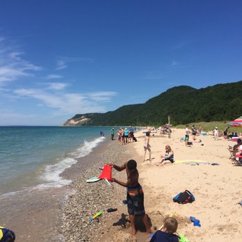Otter Creek Beach - Beaches Near Me - Honor, Michigan