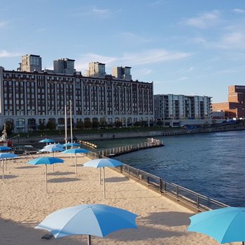 Plage de l'Horloge - Beaches Near Me - Montreal, Quebec Plage de l'Horloge - Beaches Near Me - Montreal, Quebec
