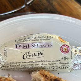 The French butter served with the the toasted bread for the tartare