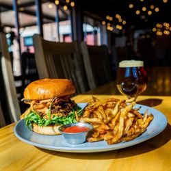 White Labs Brewing Co - Asheville Kitchen & Tap - Bleu Cheese Burger