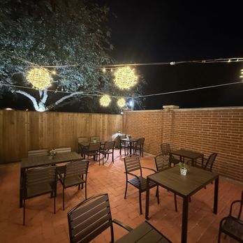 Melt Creamery - Outside - Coffee & Tea Near Me - Coppell, Texas